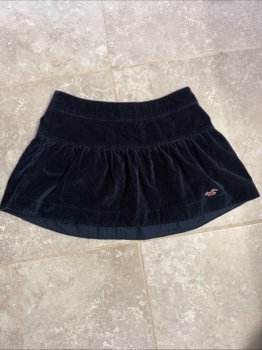 Y2K Vintage Hollister Black Velvet Ruffle Mini Skirt Size 3